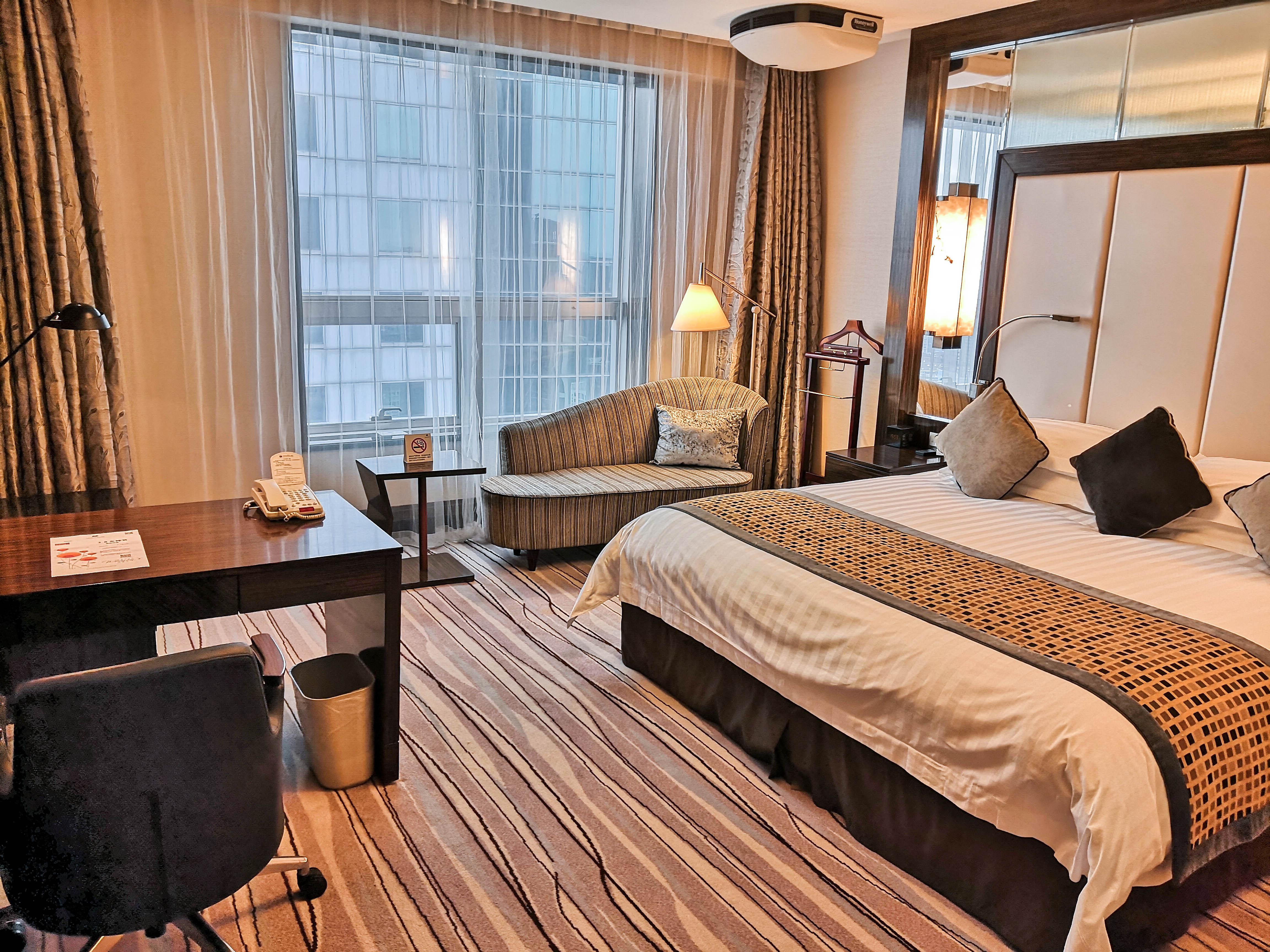 Grand Soluxe Zhongyou Hotel Шанхай Екстериор снимка